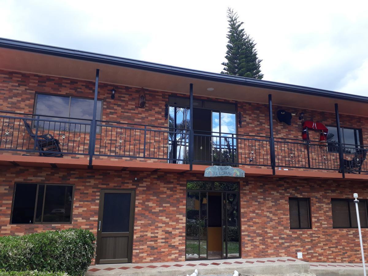 Finca Villa Alegria Chinauta Exterior photo